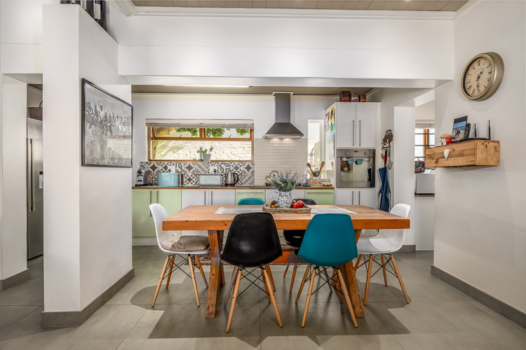 Contemporary open kitchen and dining space