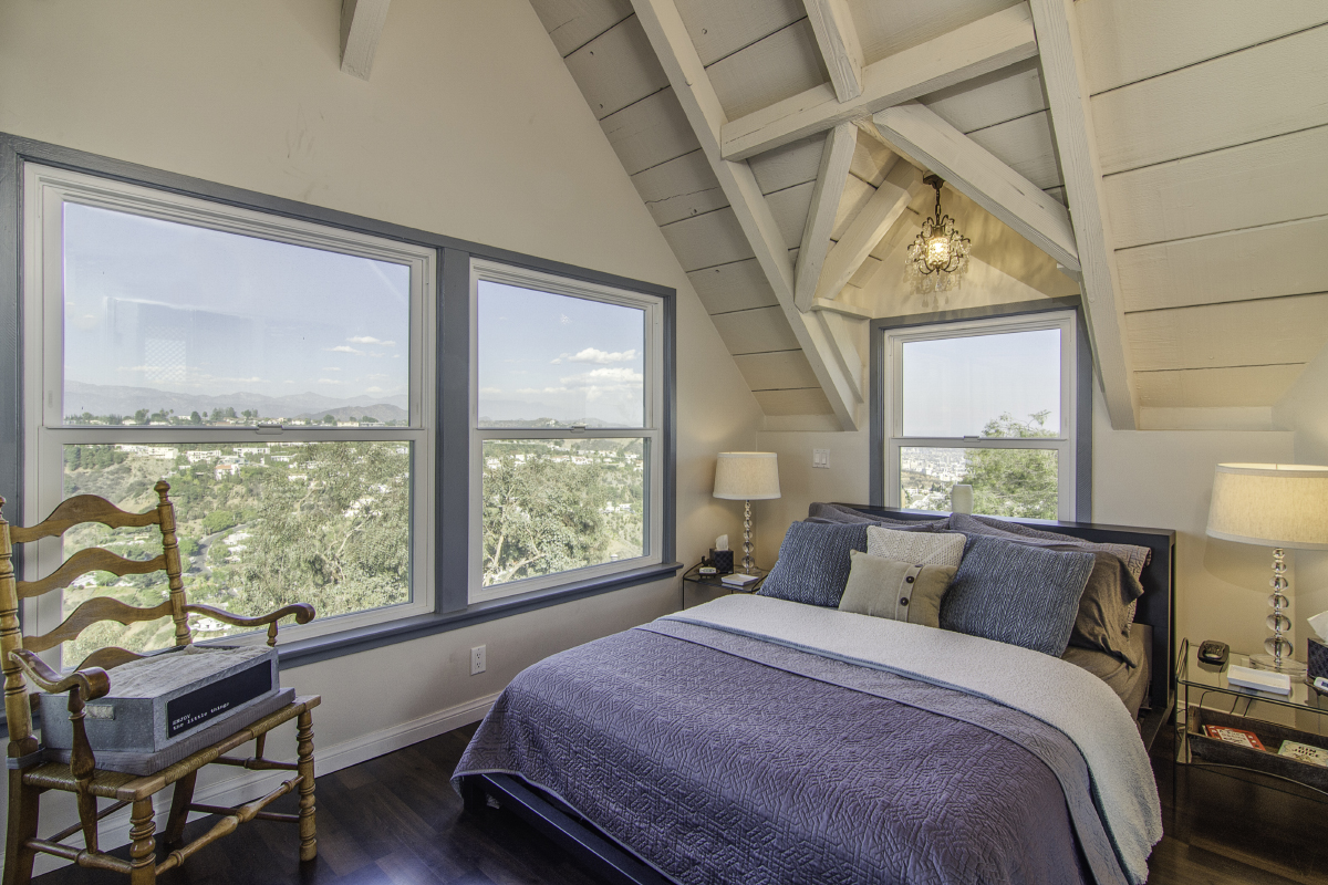 Attic bedroom with panoramic view