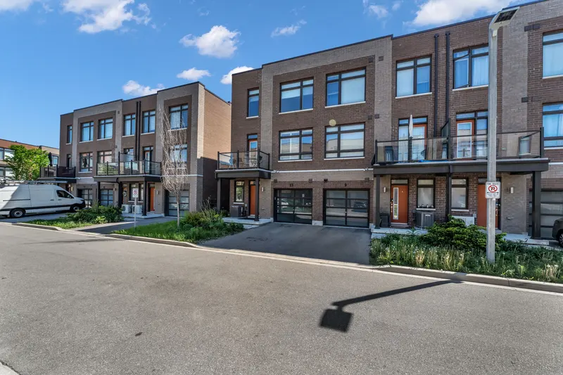 Row of new three-storey freehold towns — Vaughan real estate photography by Estate Shutter