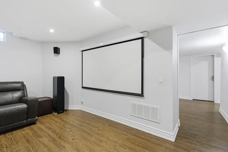 Basement home theatre — Mississauga real estate photography by Estate Shutter